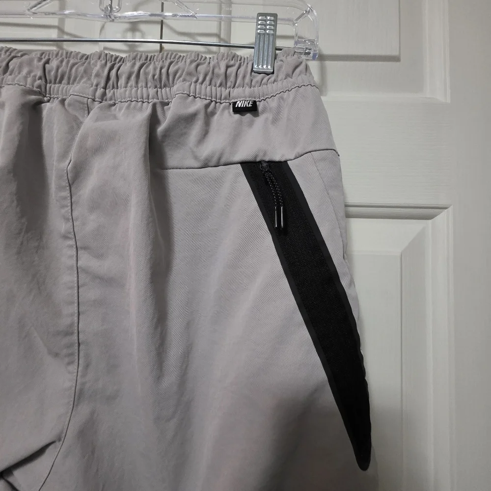 Nike Sportswear Tech Pants Essential Commuter Joggers Youth XXL Mens Xs/S